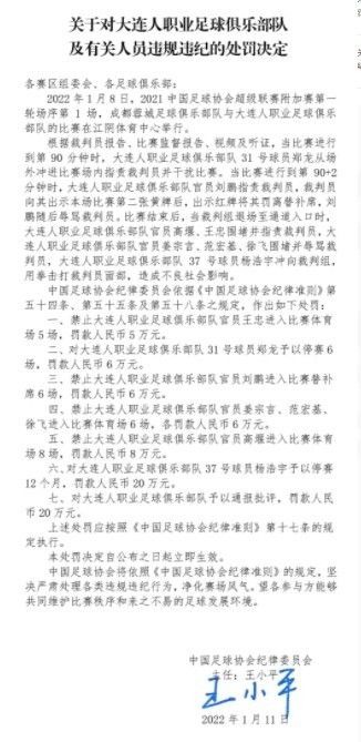 同样的善良，同样的正义感，让两人看起来格外般配，观众自然也乐于见到两人一见钟情、相互倾心的戏码